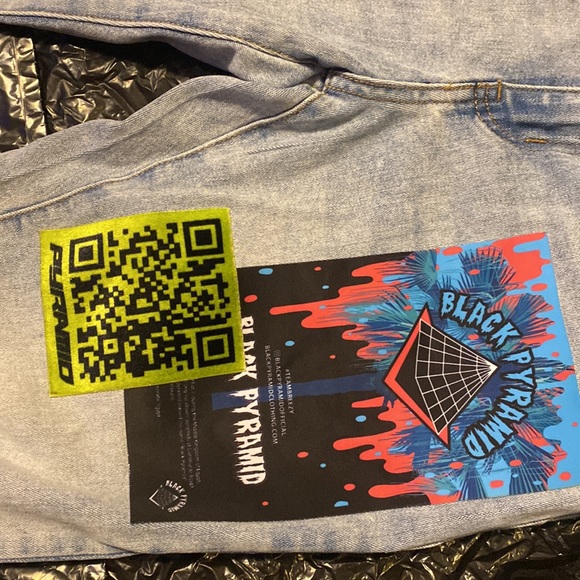 Black pyramid , skinny jeans , waist 32 - Picture 4 of 7